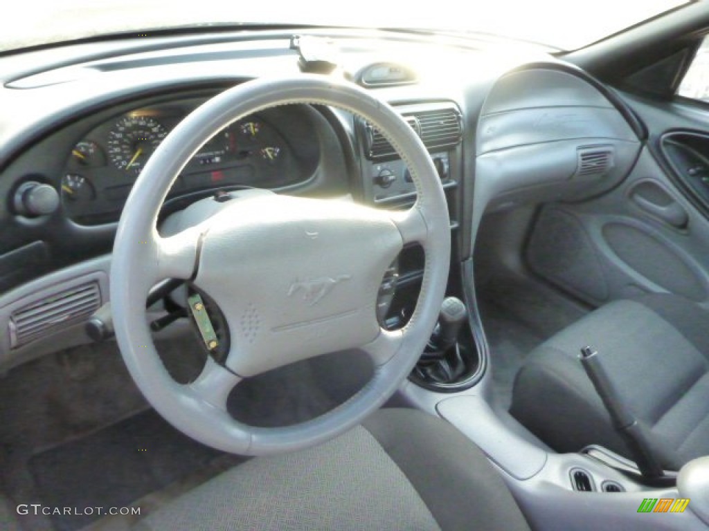 Black Interior 1995 Ford Mustang GT Coupe Photo #89271791