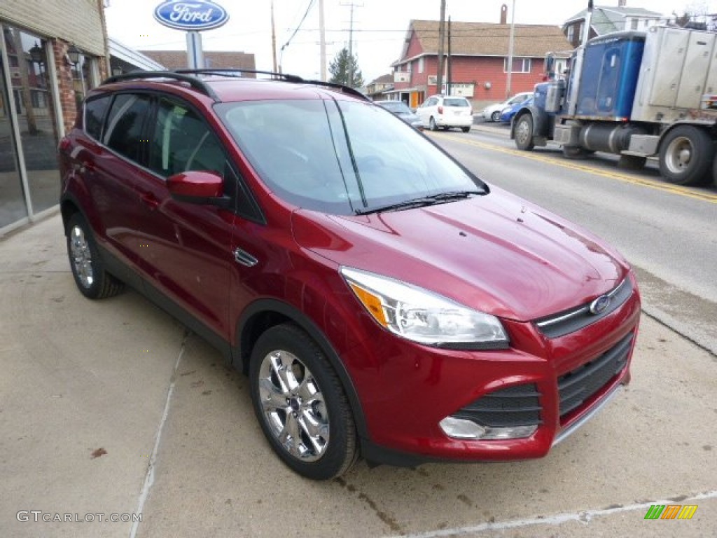 2014 Escape SE 2.0L EcoBoost 4WD - Ruby Red / Charcoal Black photo #3