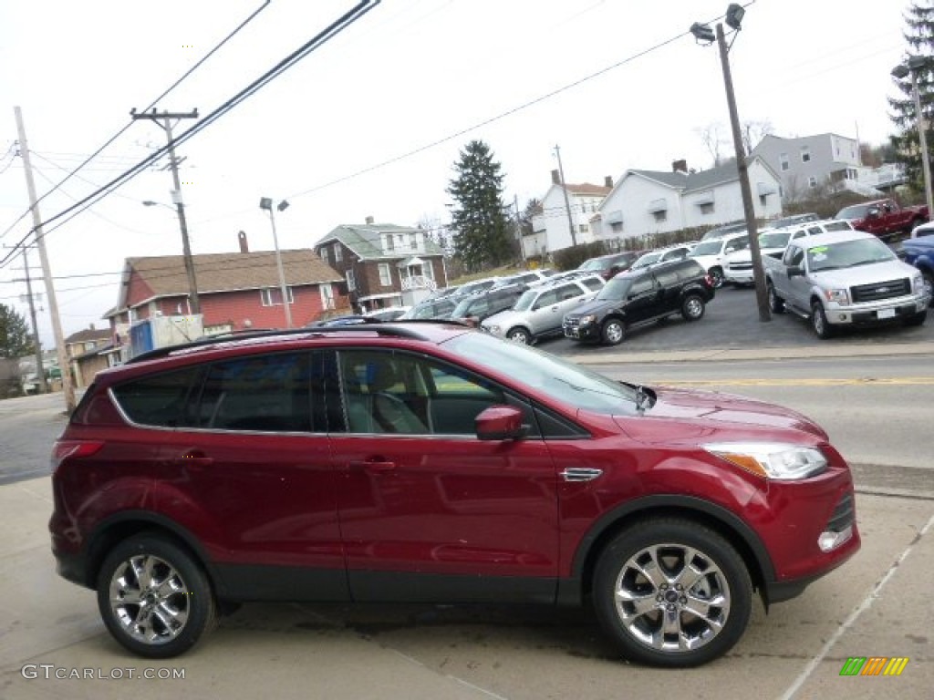 2014 Escape SE 2.0L EcoBoost 4WD - Ruby Red / Charcoal Black photo #4