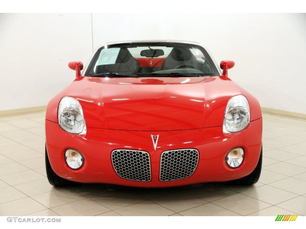 2008 Solstice Roadster - Aggressive Red / Ebony photo #3