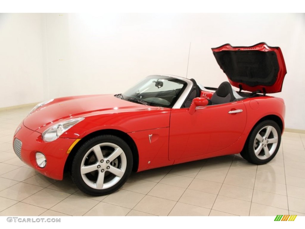2008 Solstice Roadster - Aggressive Red / Ebony photo #14