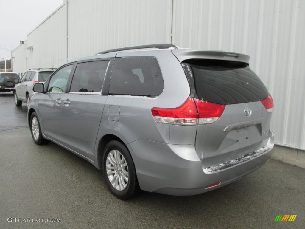 2011 Sienna XLE - Silver Sky Metallic / Light Gray photo #4