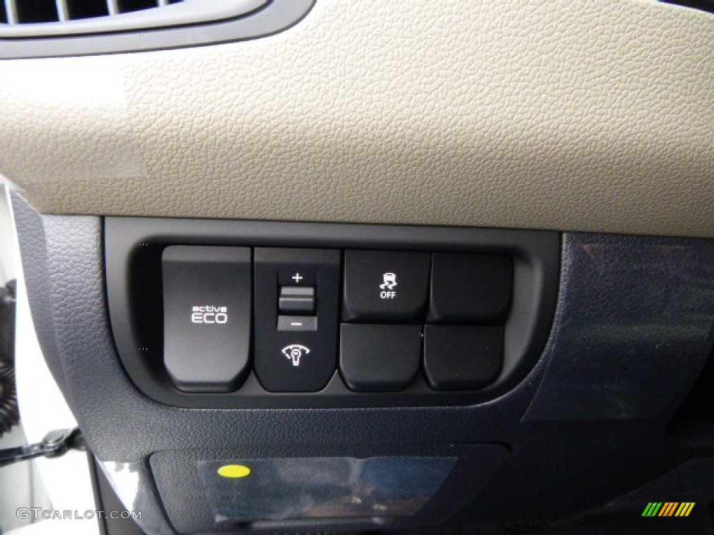2014 Kia Rio LX Controls Photo #89281470