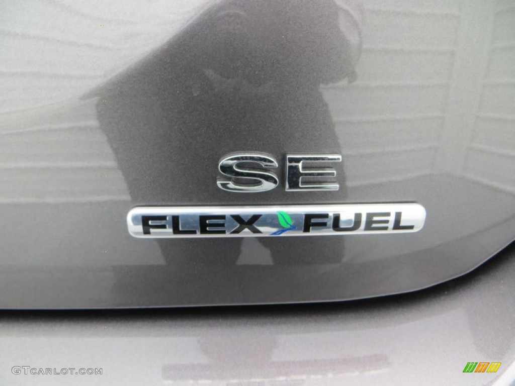 2014 Focus SE Sedan - Sterling Gray / Charcoal Black photo #15