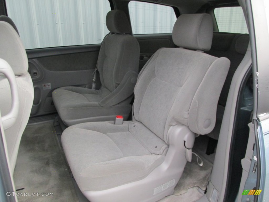 2005 Toyota Sienna XLE Rear Seat Photo #89283741