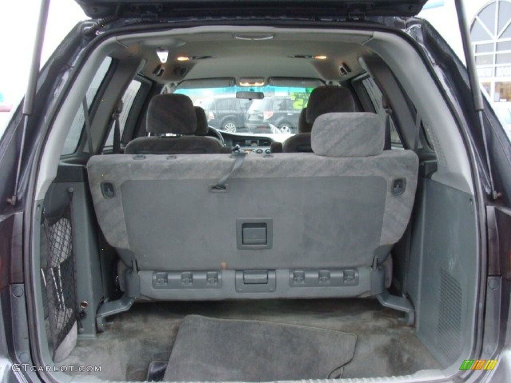 2004 Honda Odyssey EX Trunk Photos