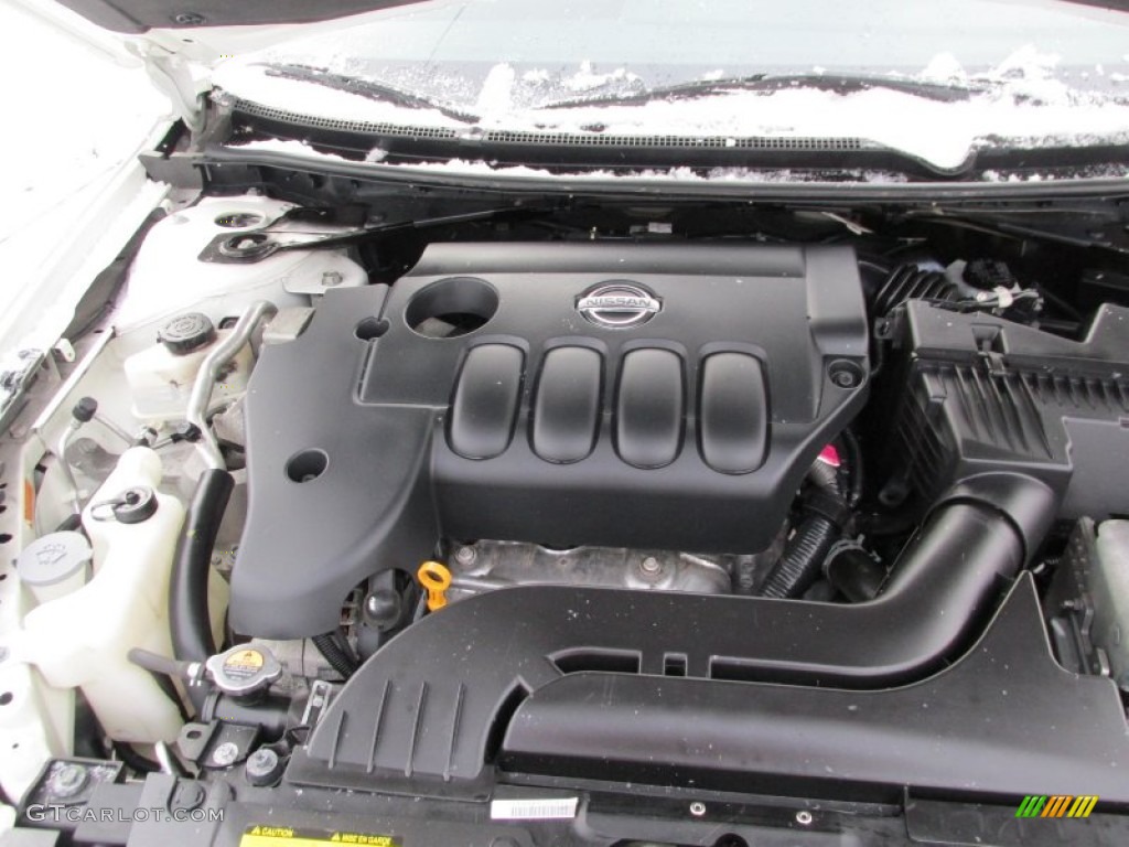 2010 Nissan Altima 2.5 S Coupe Engine Photos
