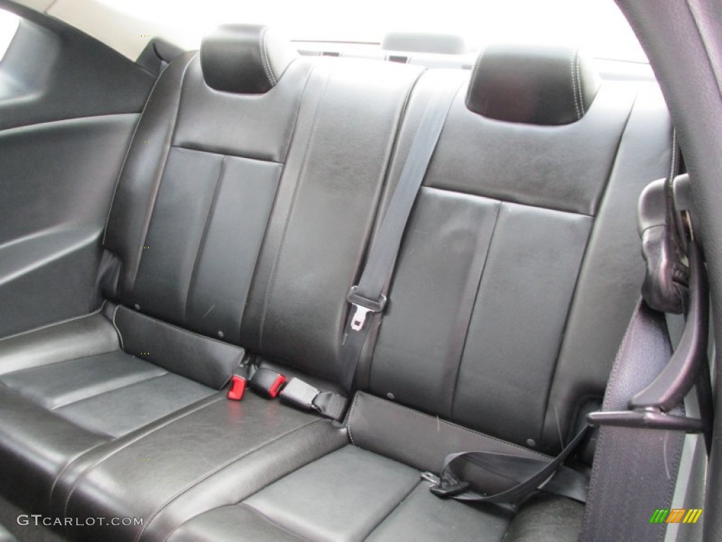 2010 Nissan Altima 2.5 S Coupe Rear Seat Photos