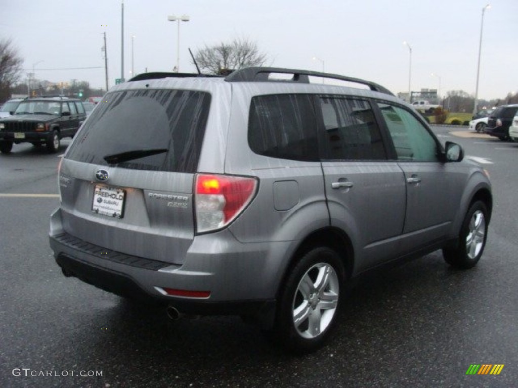 2010 Forester 2.5 X Limited - Steel Silver Metallic / Platinum photo #4