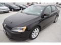 Black - Jetta SE Sedan Photo No. 3