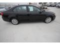 Black - Jetta SE Sedan Photo No. 11