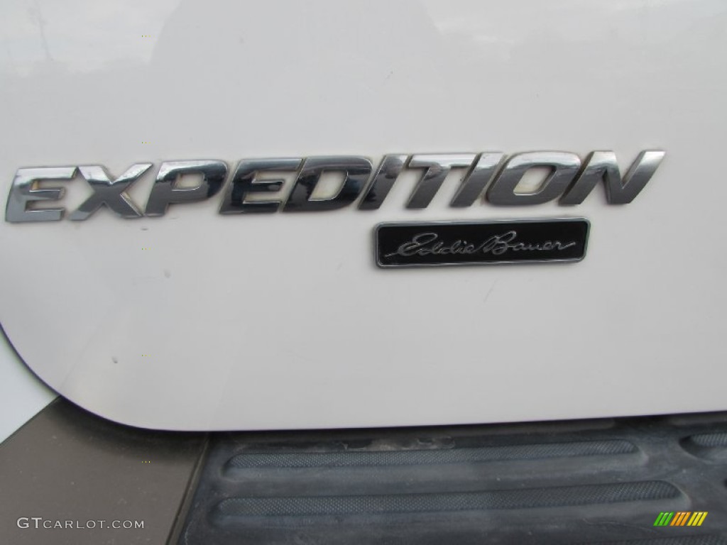 2003 Expedition Eddie Bauer 4x4 - Oxford White / Medium Parchment photo #11