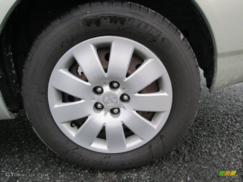 2003 Toyota Corolla LE Wheel Photo #89288016