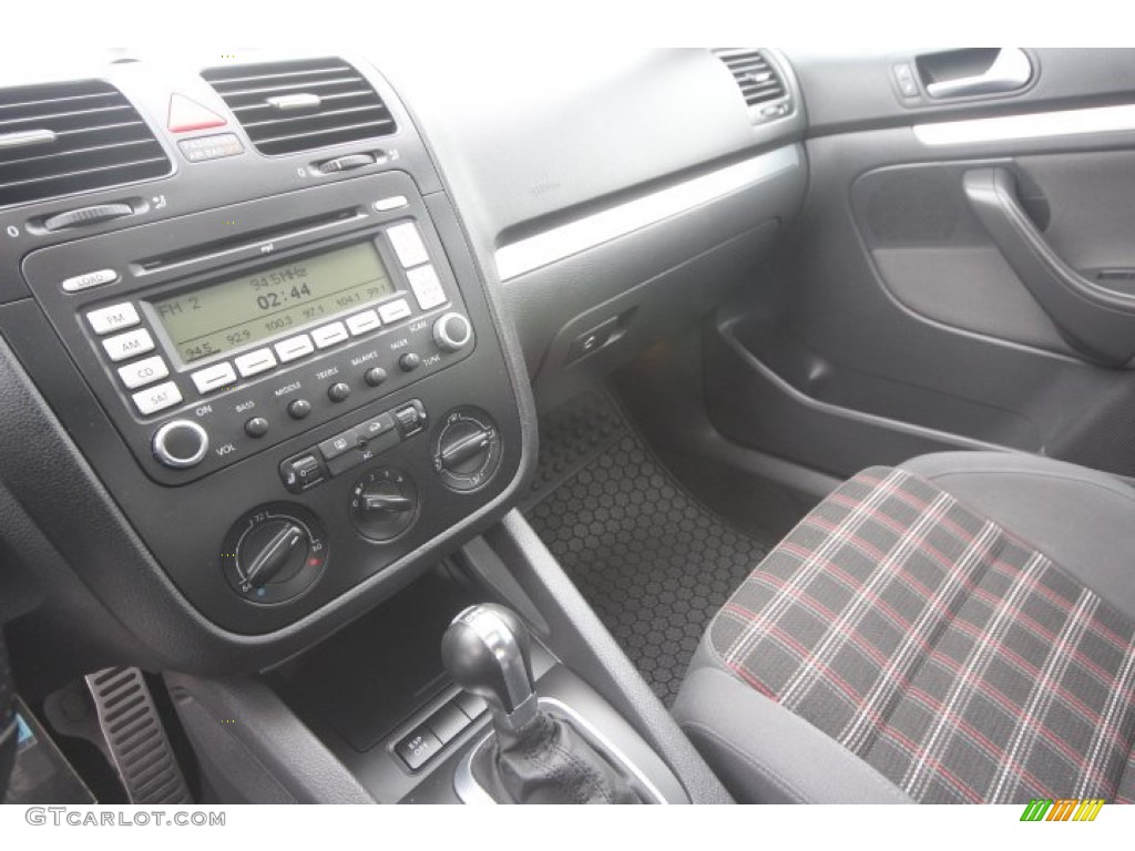 2009 GTI 4 Door - United Grey Metallic / Interlagos Black Cloth photo #13