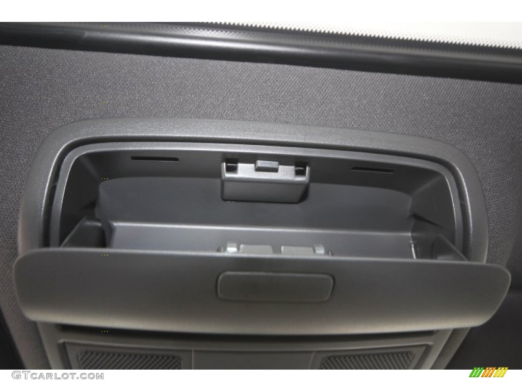 2009 GTI 4 Door - United Grey Metallic / Interlagos Black Cloth photo #20
