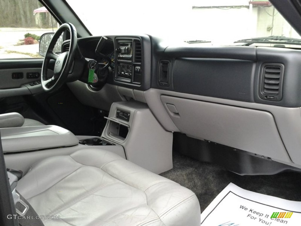 2001 Tahoe LT 4x4 - Light Pewter Metallic / Tan/Neutral photo #32