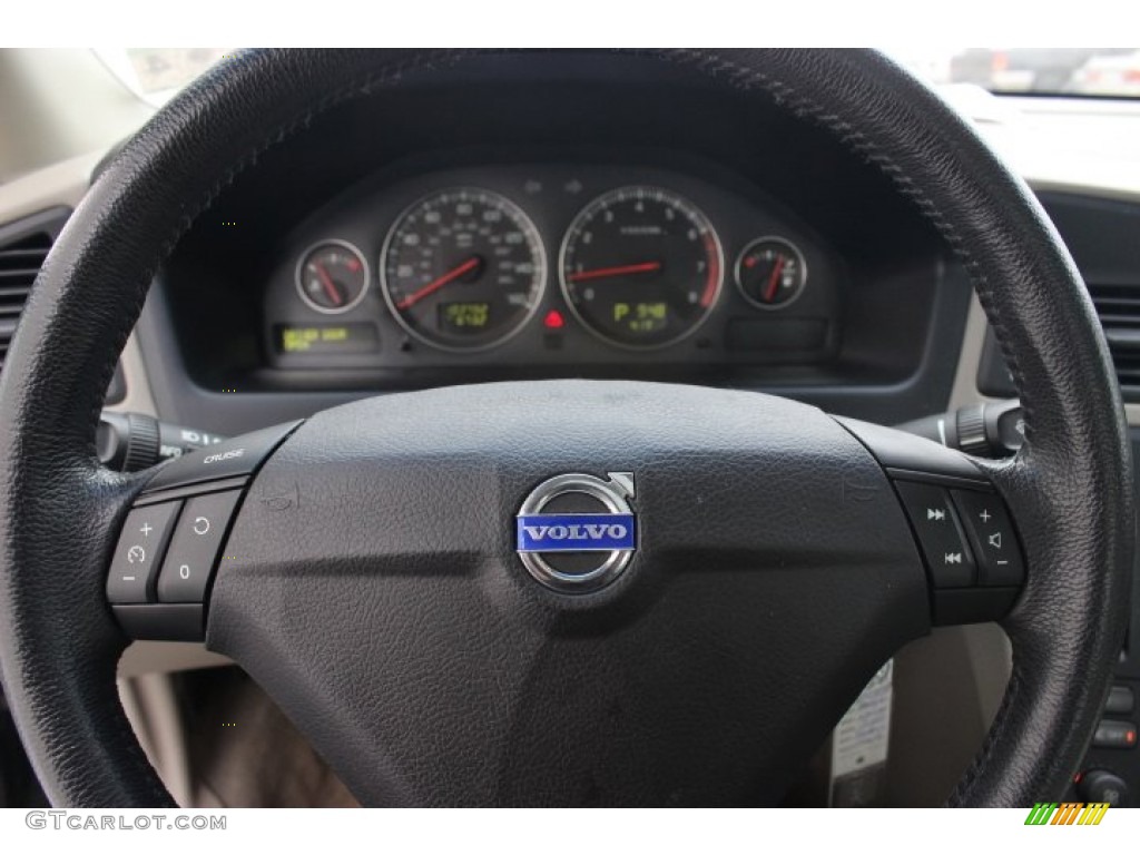 2004 S60 2.5T - Black Sapphire Metallic / Taupe/Light Taupe photo #16