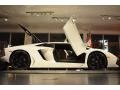 Bianco Isis - Aventador LP 700-4 Photo No. 24