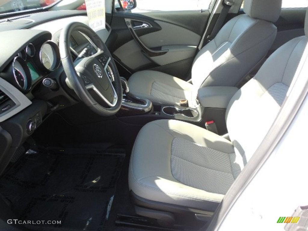 2013 Buick Verano FWD Front Seat Photos