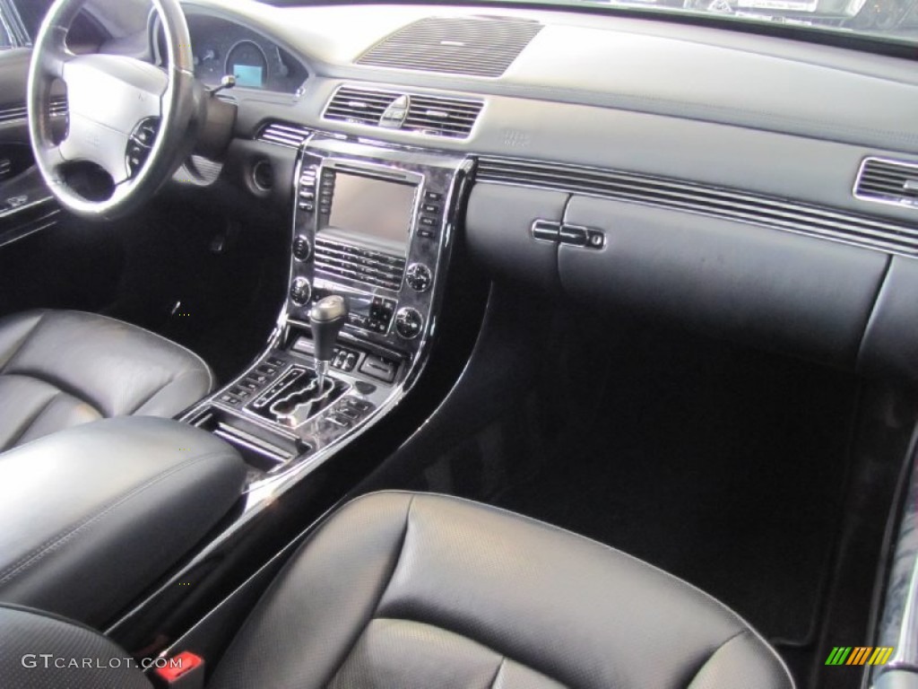 2010 Maybach 57 S Vesuvius Black Dashboard Photo #89293761