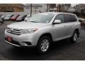 2011 Classic Silver Metallic Toyota Highlander V6 4WD  photo #3