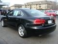 Black - Passat 2.5L SE Photo No. 4