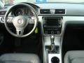 Black - Passat 2.5L SE Photo No. 8
