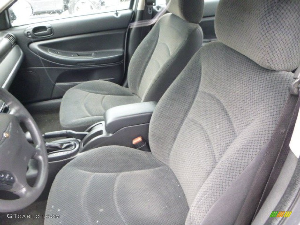 Dark Slate Gray Interior 2004 Chrysler Sebring LX Sedan Photo #89304038