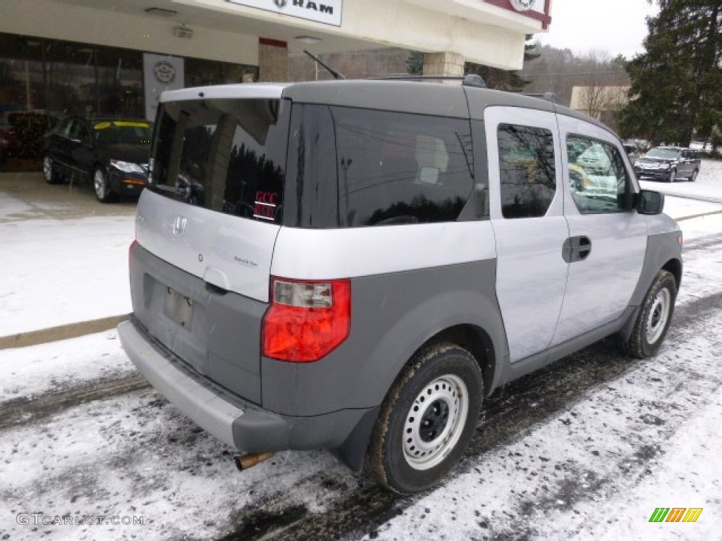 Satin Silver Metallic 2004 Honda Element LX Exterior Photo #89305964