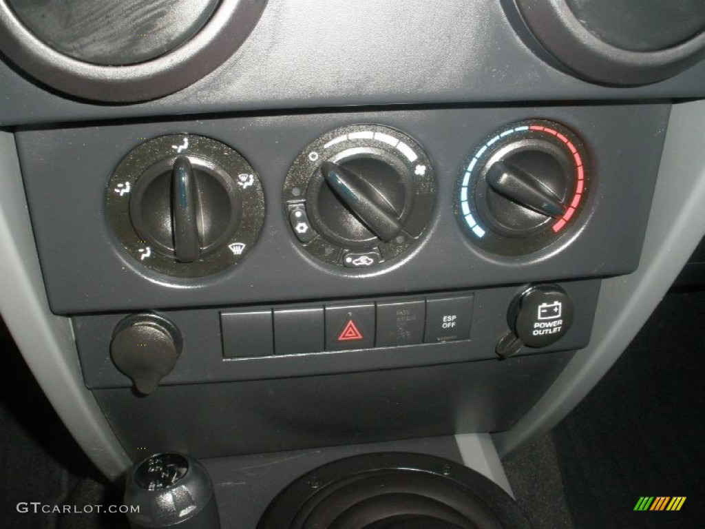 2007 Wrangler Unlimited X 4x4 - Rescue Green Metallic / Dark Slate Gray/Medium Slate Gray photo #22