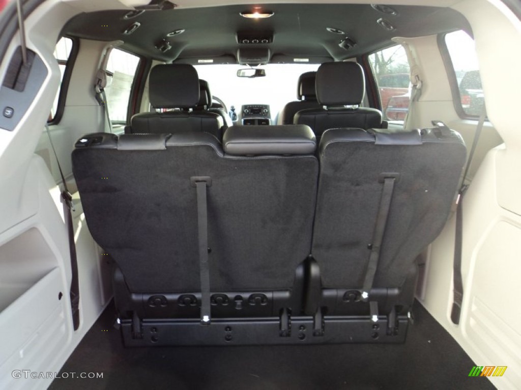 2014 Grand Caravan SXT - Redline 2-Coat Pearl / Black/Light Graystone photo #9