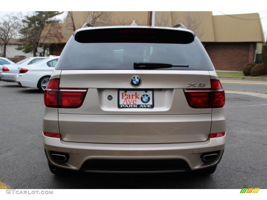 2013 X5 xDrive 50i - Orion Silver Metallic / Sand Beige photo #4