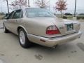 Topaz Metallic - XJ Vanden Plas Photo No. 8
