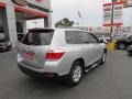 2011 Classic Silver Metallic Toyota Highlander SE  photo #7