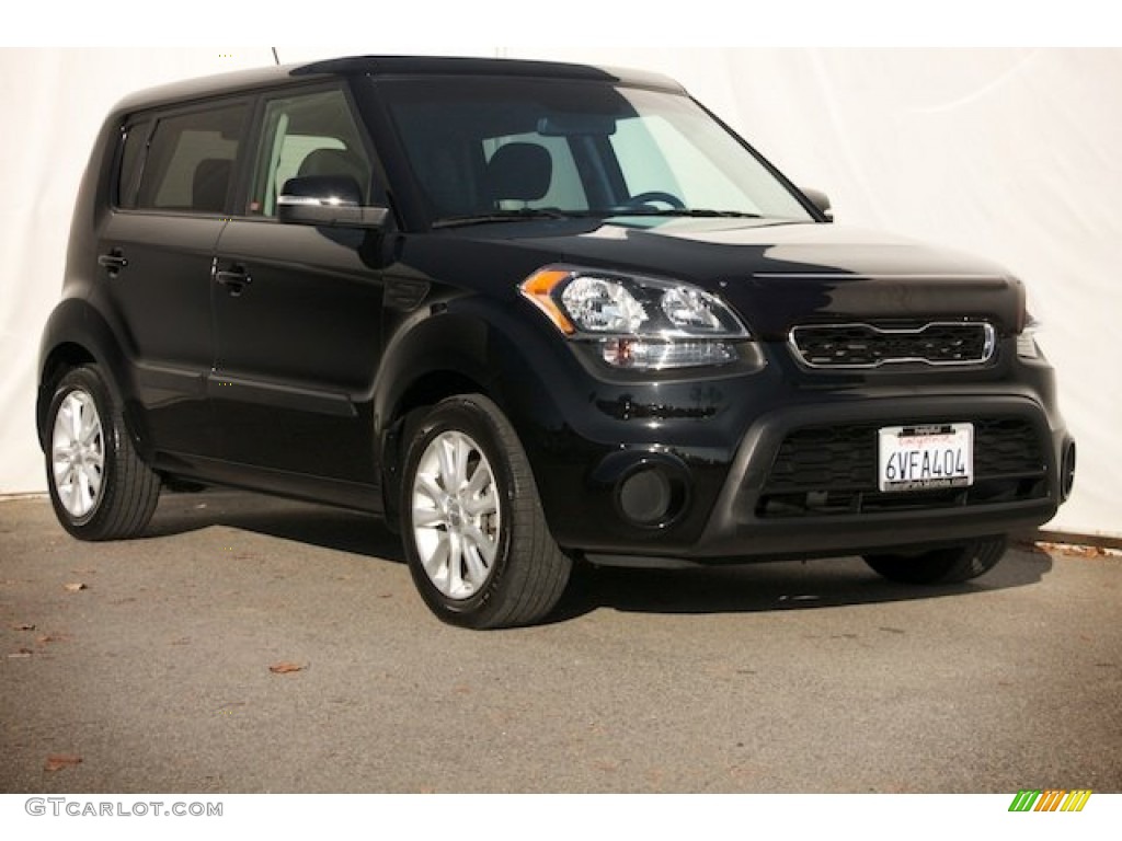 Shadow Black Kia Soul