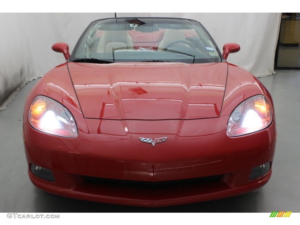 2005 Corvette Convertible - Magnetic Red Metallic / Cashmere photo #2