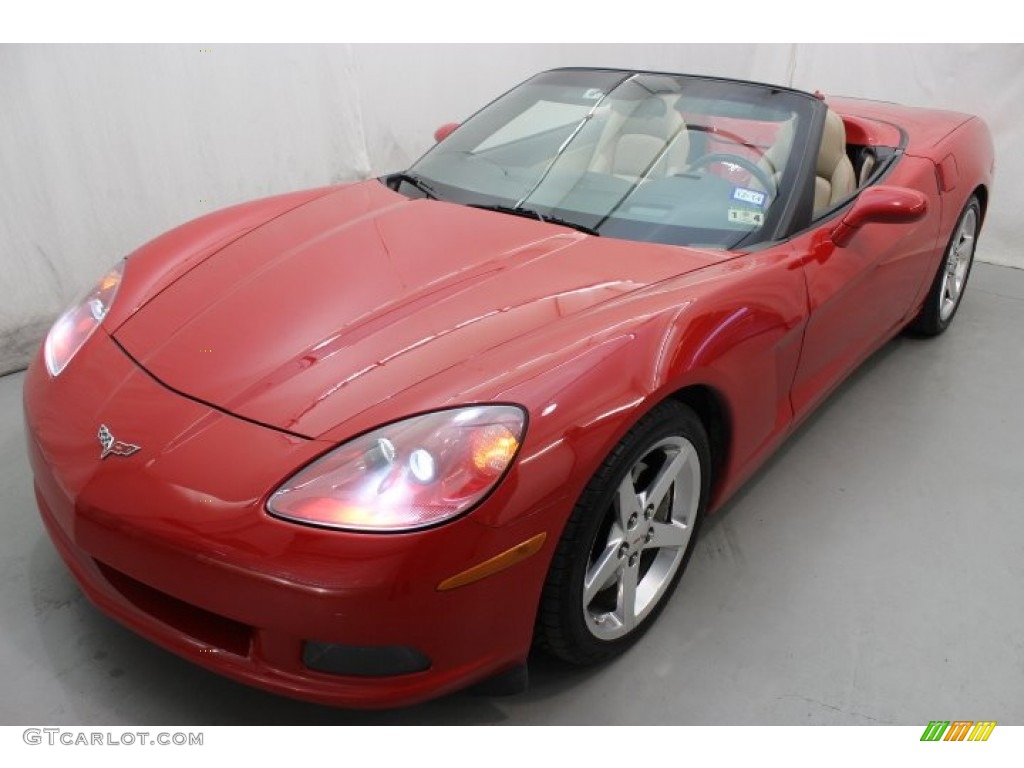 2005 Corvette Convertible - Magnetic Red Metallic / Cashmere photo #3