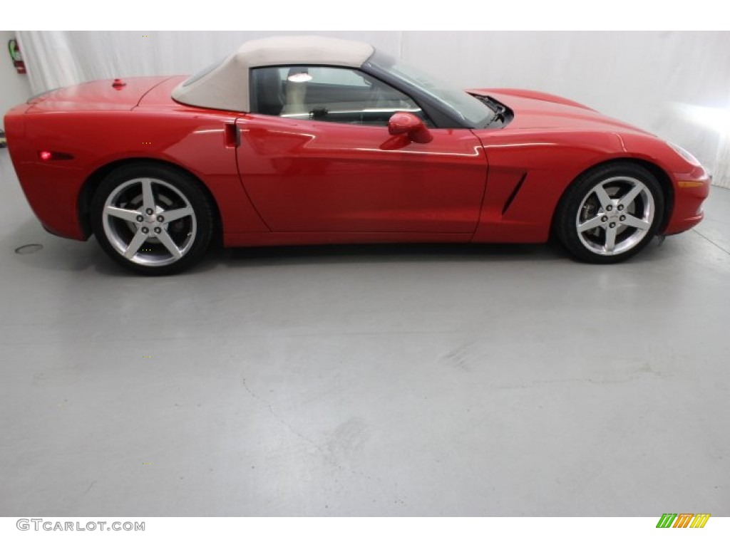 Magnetic Red Metallic 2005 Chevrolet Corvette Convertible Exterior Photo #89314112
