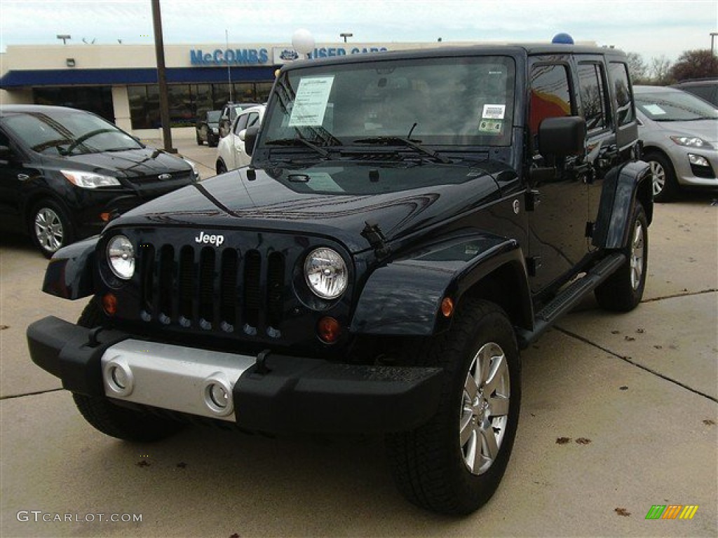 2013 Wrangler Unlimited Sahara 4x4 - True Blue Pearl / Black photo #2
