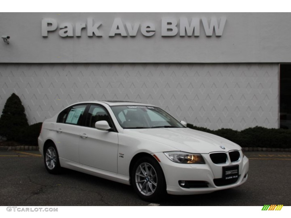 Alpine White BMW 3 Series