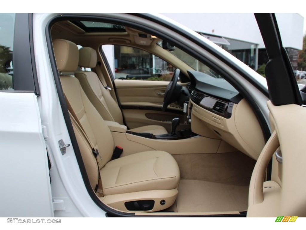 2010 3 Series 328i xDrive Sedan - Alpine White / Beige photo #27