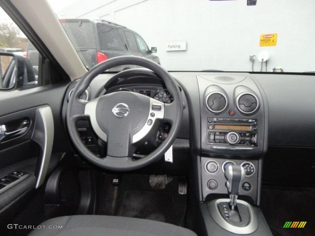 2011 Rogue S AWD - Platinum Graphite / Black photo #10
