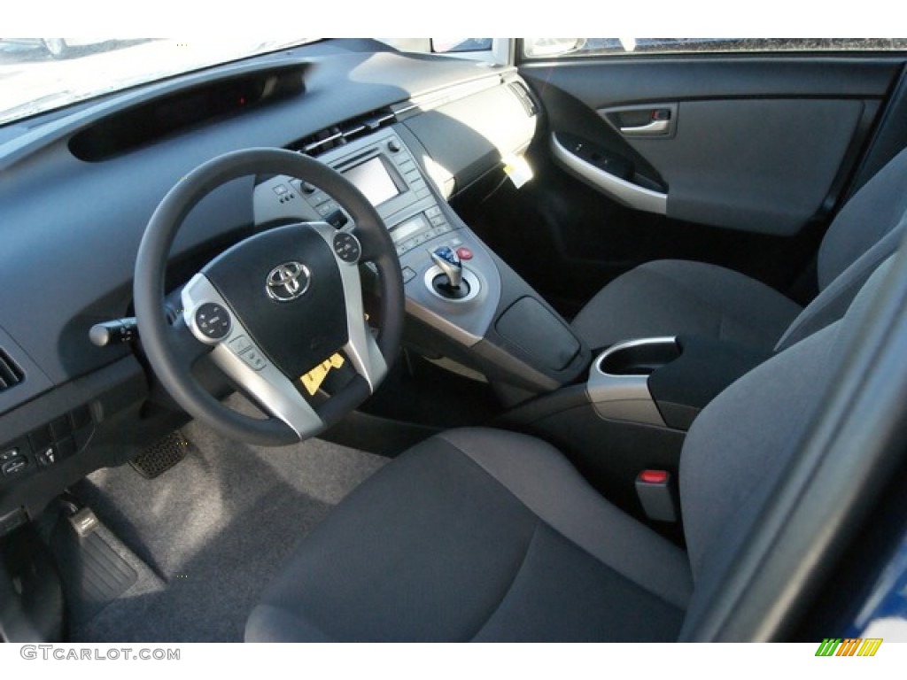 Dark Gray Interior 2014 Toyota Prius Three Hybrid Photo #89321240