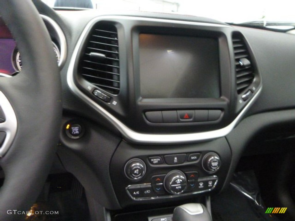 2014 Jeep Cherokee Trailhawk 4x4 Controls Photo #89324117