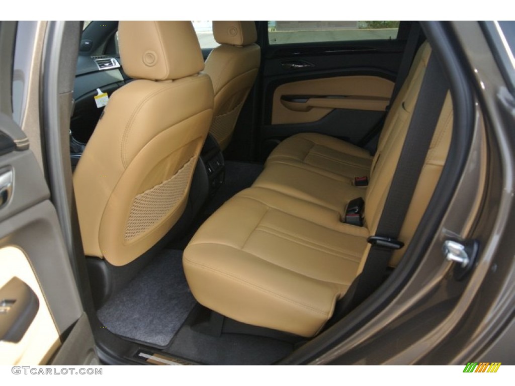 2014 Cadillac SRX Performance Rear Seat Photos
