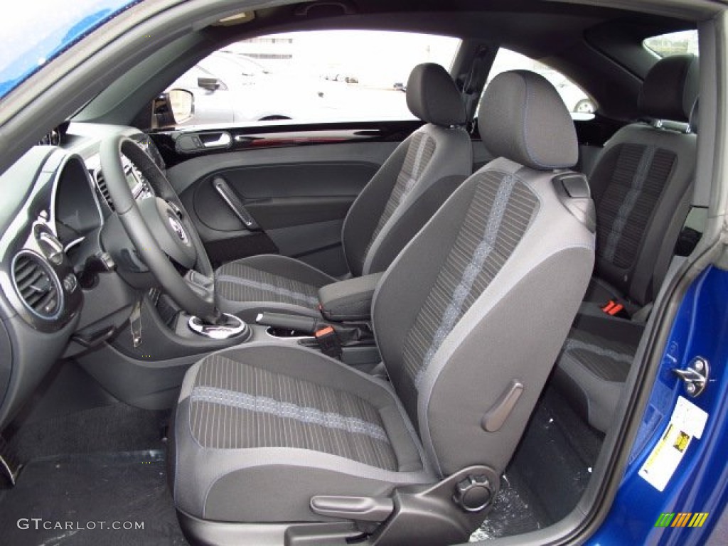 2014 Volkswagen Beetle R-Line Front Seat Photo #89327582