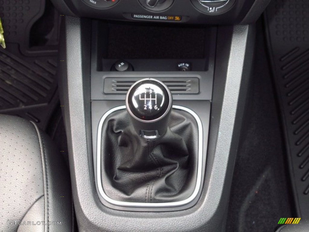 2014 Volkswagen Jetta TDI Sedan Transmission Photos