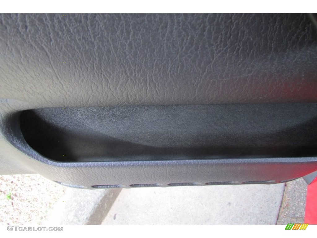 2006 Wrangler Sport 4x4 Right Hand Drive - Flame Red / Dark Slate Gray photo #37