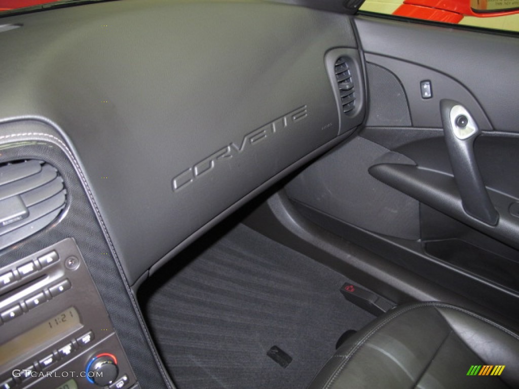 2013 Chevrolet Corvette Grand Sport Coupe Ebony Dashboard Photo #89334044
