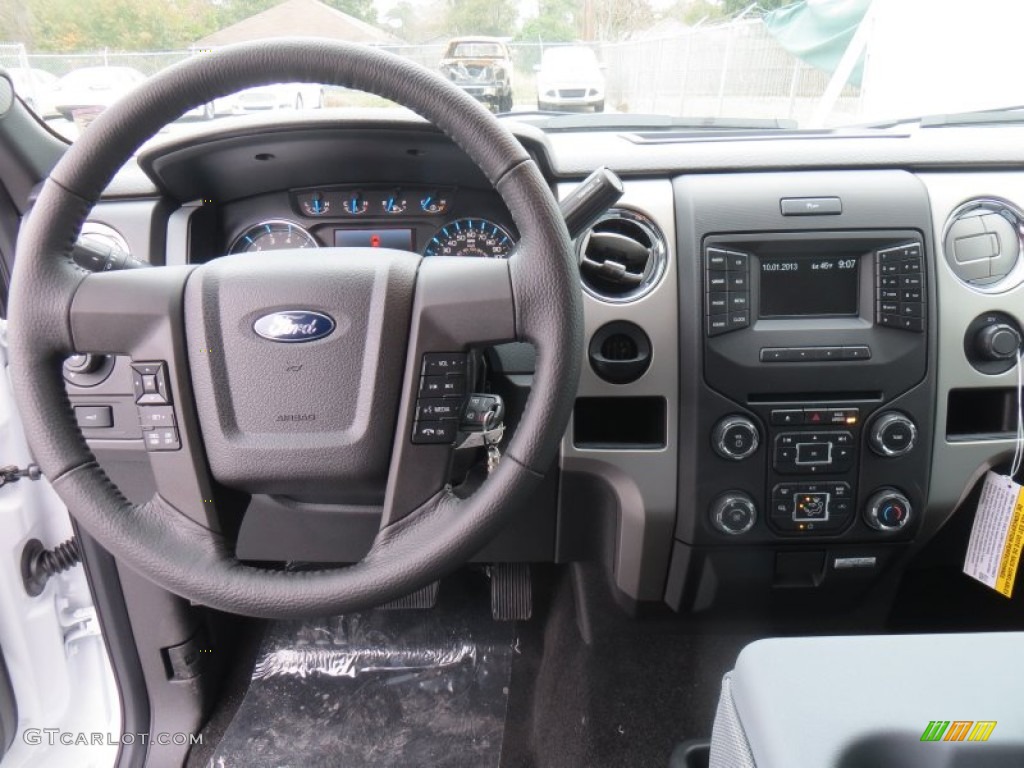 2014 F150 XLT SuperCrew - Oxford White / Steel Grey photo #31